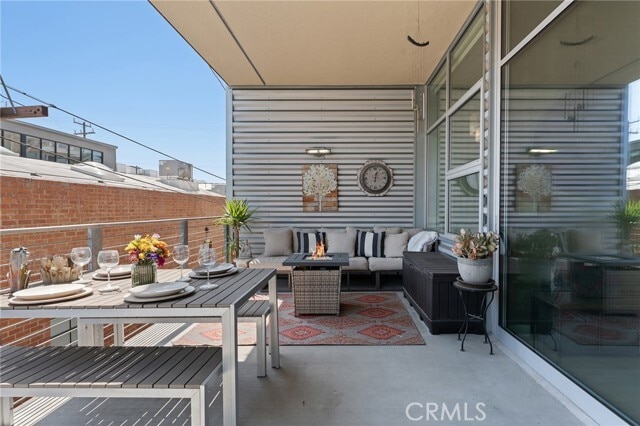 Building Photo - 4080 Glencoe Ave