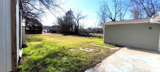 Building Photo - 5821 Black Oak Ln