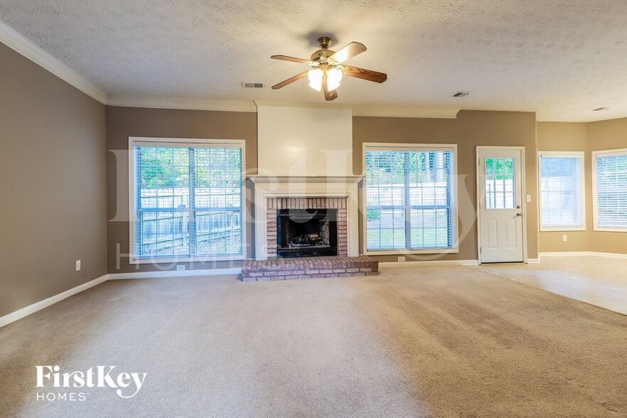 Building Photo - 2621 Conifer Green Way