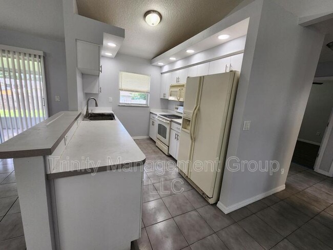 Building Photo - 12095 Elgin Blvd