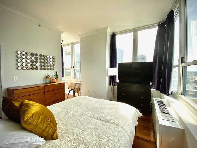 Building Photo - 88 Morgan St