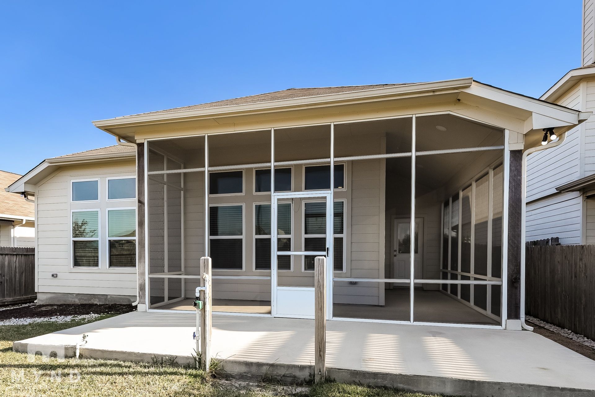 Building Photo - 15938 Cardinal Point