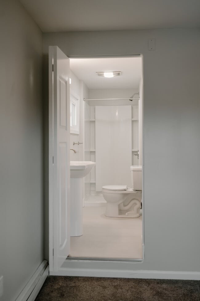 Building Photo - 354 Terrace Blvd