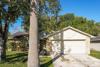 Building Photo - 10118 Hollow Canyon Dr