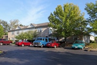 Building Photo - Crescent Village