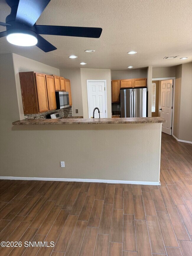 Building Photo - 1108 Kilbourne Hole Dr