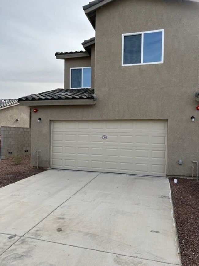 Building Photo - DESERT VIEW VILLAS-  (Ave 8E South to 44th...