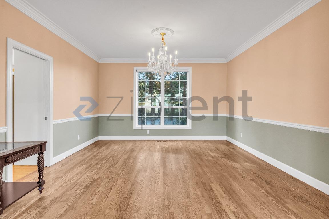 Building Photo - 17615 SE 35th St