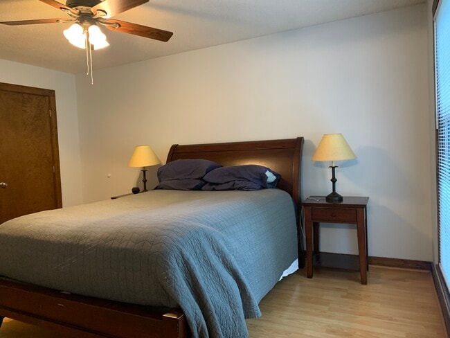 Building Photo - 807 Castalia Dr