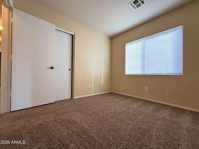 Building Photo - 13601 N 129th Dr