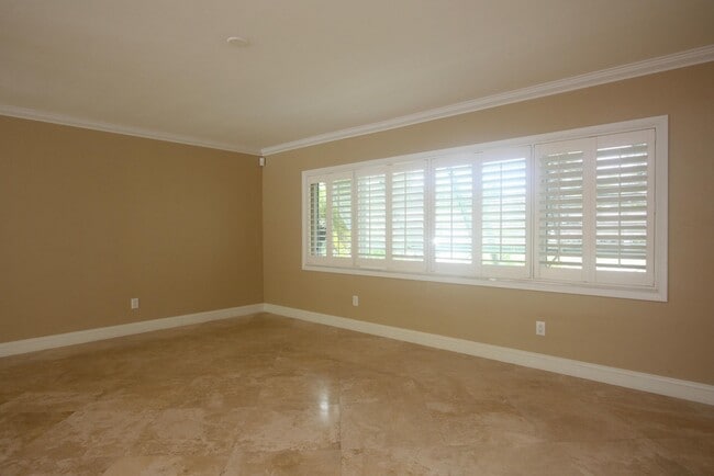 Building Photo - 839 Malaga Dr