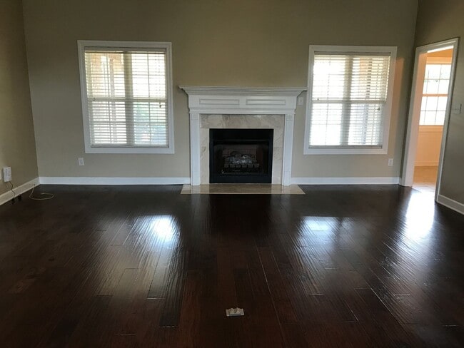 Building Photo - Heart of Madison City