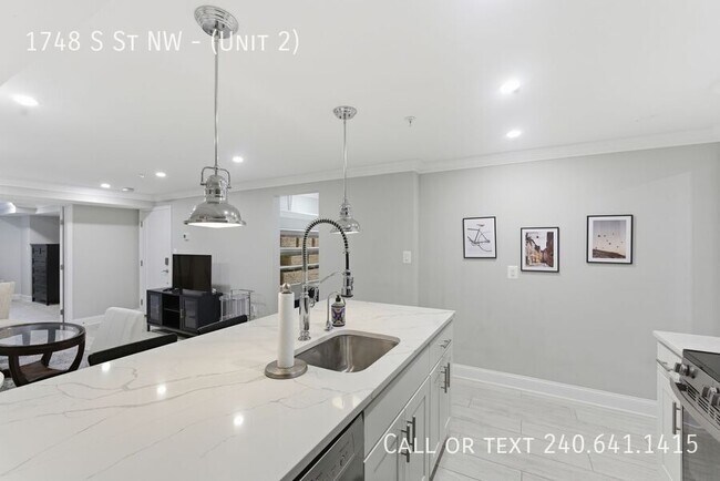 Building Photo - 1748 S St NW