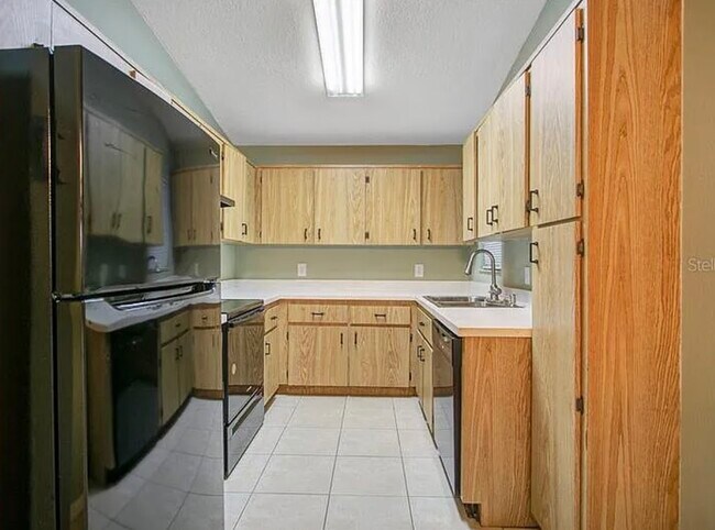 Building Photo - 243 Ridgecrest Loop