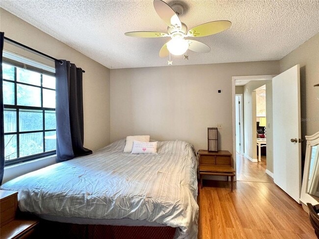 Building Photo - 1135 Colony Arms Dr