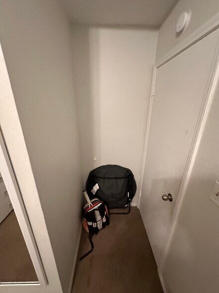 Building Photo - 600 Bagby Ave