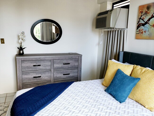 Master Bedroom - 1314 Victoria St