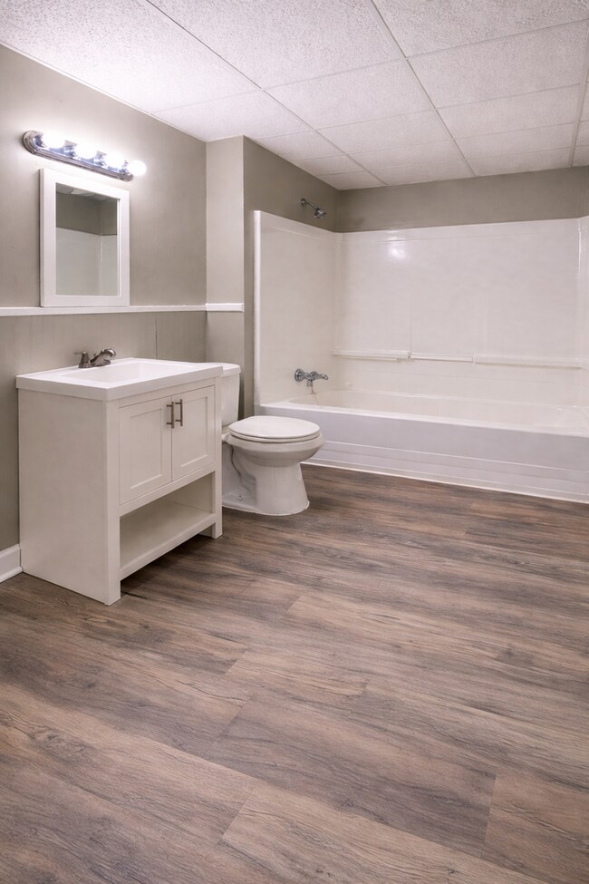 Building Photo - 3948 Alder St