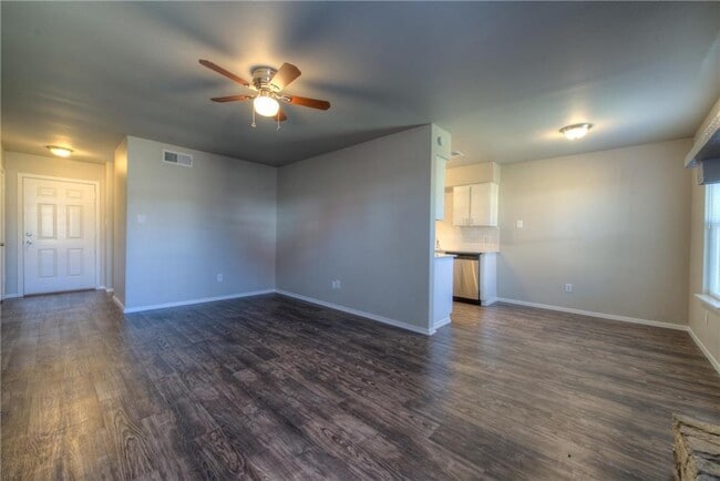 Building Photo - 2400 Burleson Ct