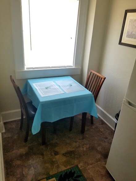 Building Photo - 524 Dr MLK Jr St S