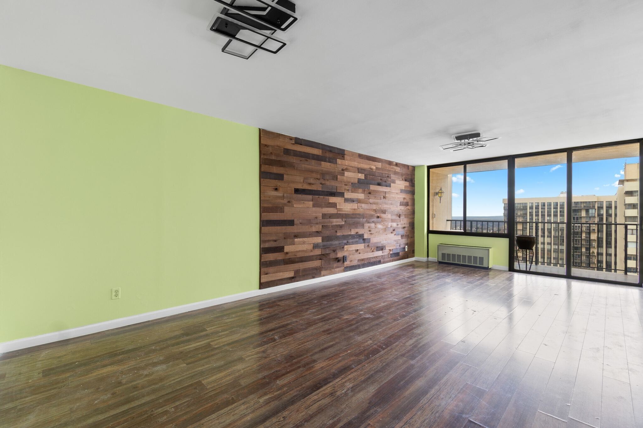 Building Photo - 200 Winston Dr