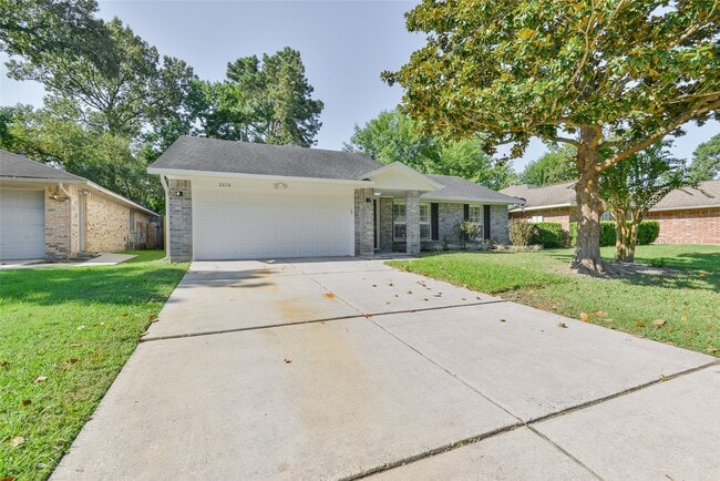 Building Photo - 2610 Sherwood Hollow Ln