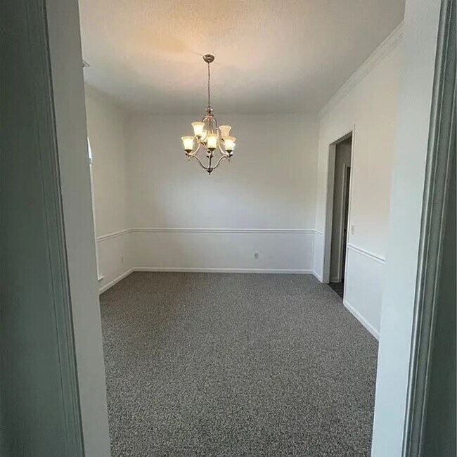 Building Photo - 568 Marshview Dr