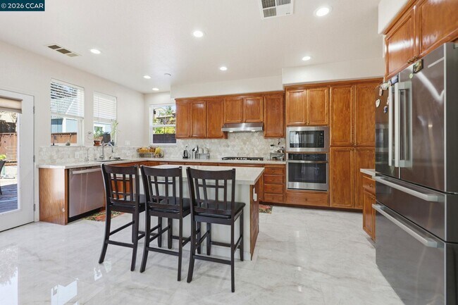 Building Photo - 165 Paddington Ct