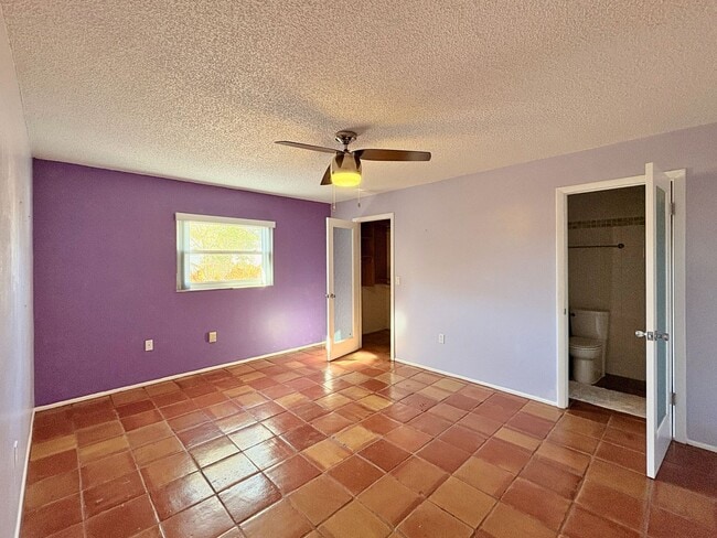 Building Photo - 3 Bed 2 Bath Home with Large Fenced Backyard & Screened Lanai — Available Now