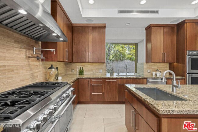 Building Photo - 17424 Cumpston St