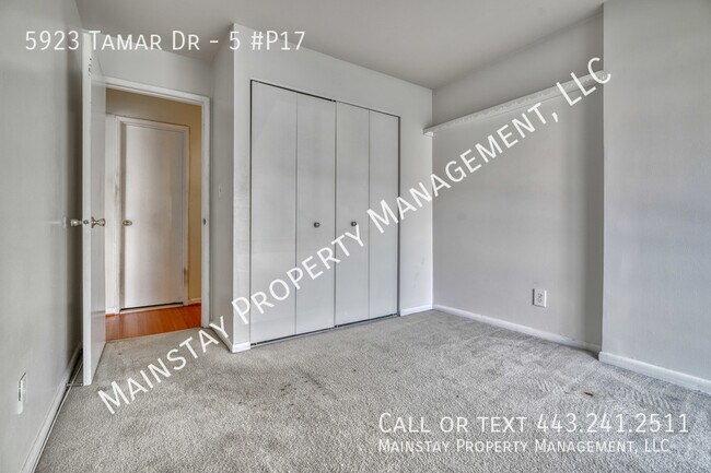 Building Photo - 5923 Tamar Dr