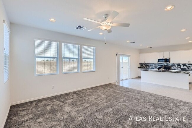 Building Photo - 4044 N Atoll Reefs St