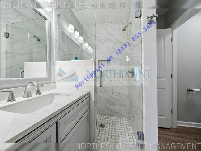 Building Photo - Updated Modern Elegant Home in Polar Rock