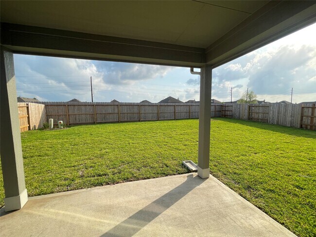 Building Photo - 6406 Brazos Trl Dr