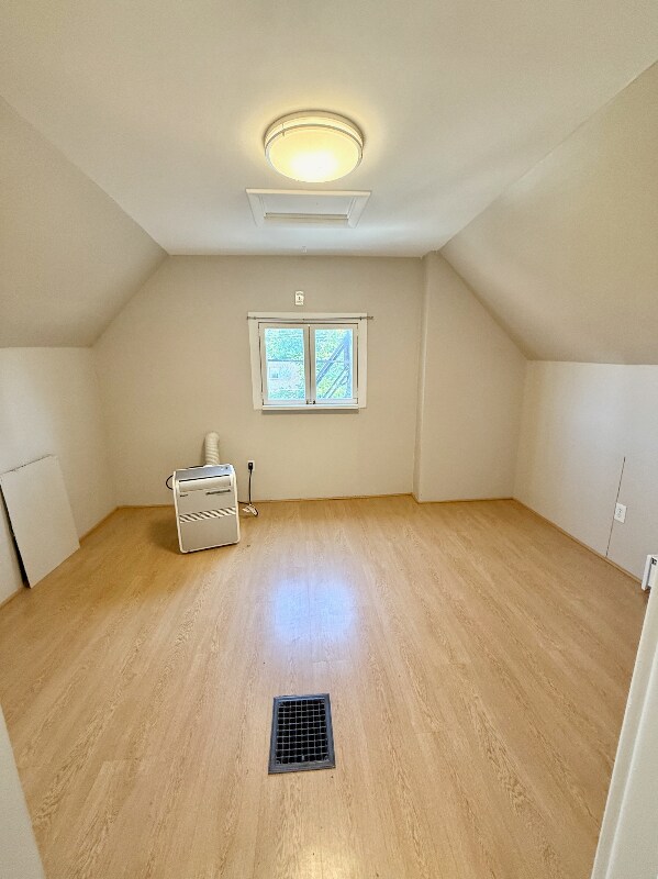 Building Photo - 1148 Josephine St