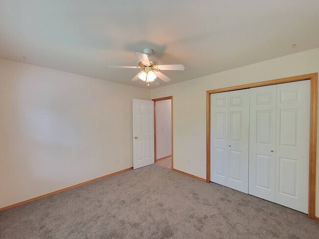 Building Photo - 333 Molokai St