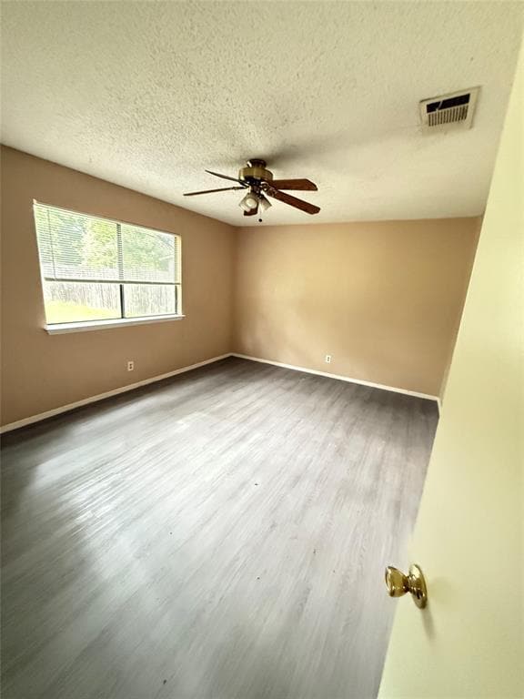 Building Photo - 507 Live Oak Dr