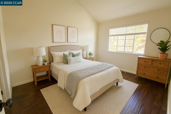 Building Photo - 149 Heritage Park Dr