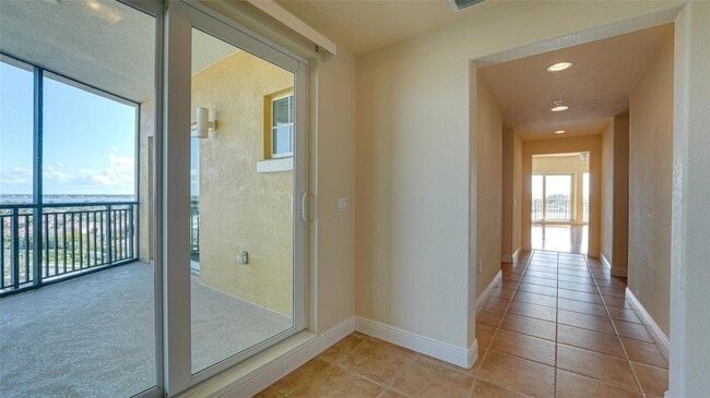 Building Photo - 501 Haben Blvd