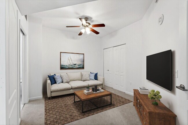 Building Photo - 410 Evernia St