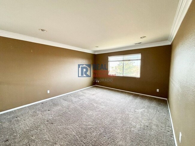 Building Photo - 16800 E Hollow Horn Ave