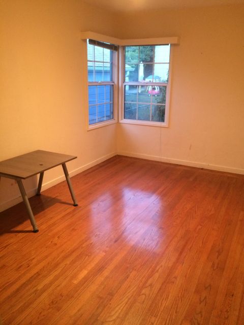 Building Photo - 530 Richmond St