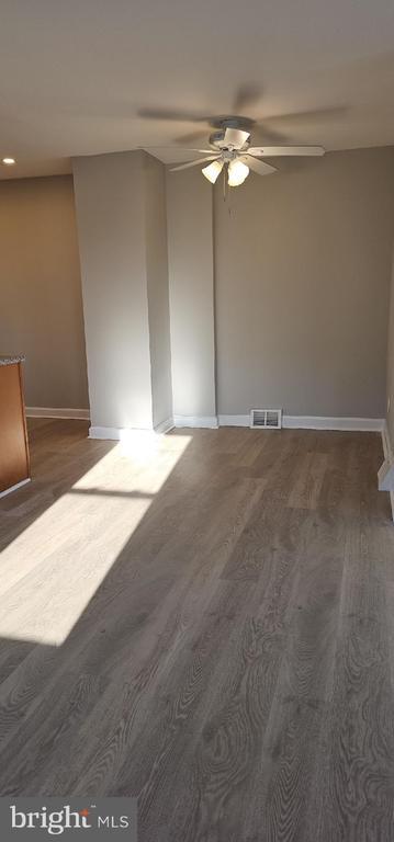 Building Photo - 3633 Berry Ave