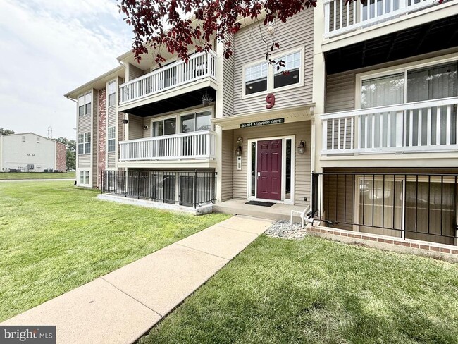 Primary Photo - 97 Kenwood Dr