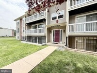 Building Photo - 97 Kenwood Dr