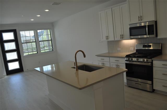 Building Photo - 2520 Red Tailed Hawk Ln