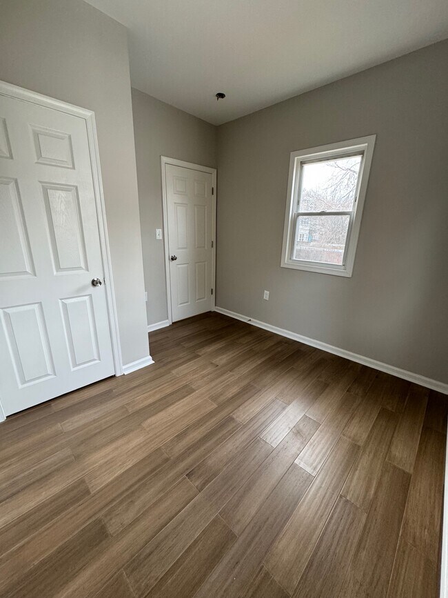 Building Photo - 6608 14th St NW