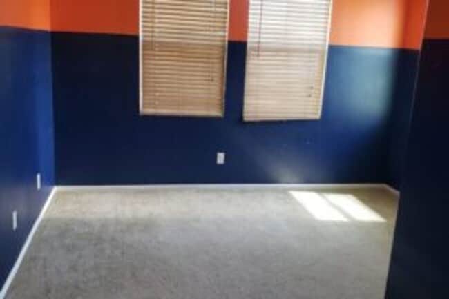 Building Photo - Large Orange Crest 5 bedroom 4.5 bathroom