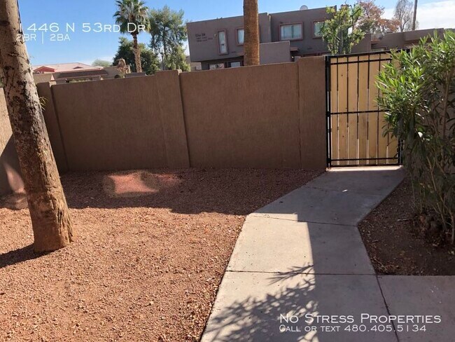 Building Photo - 2 Bedroom Townhome at 53rd Ave and McDowell!