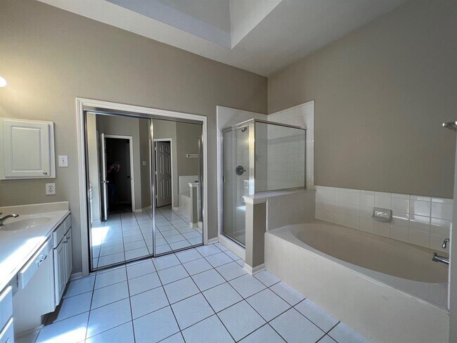 Building Photo - 3514 Darby Ct